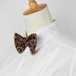 Knitted Bow Tie In Leopard Pattern