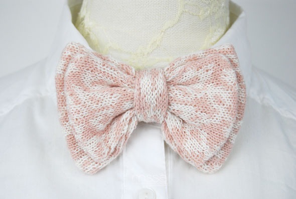 Double Layer Knitted Bow Tie In Leopard Pattern