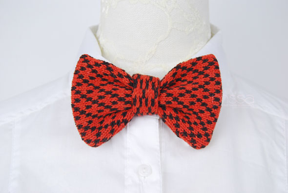 Knitted Bow Tie In Diamond Pattern